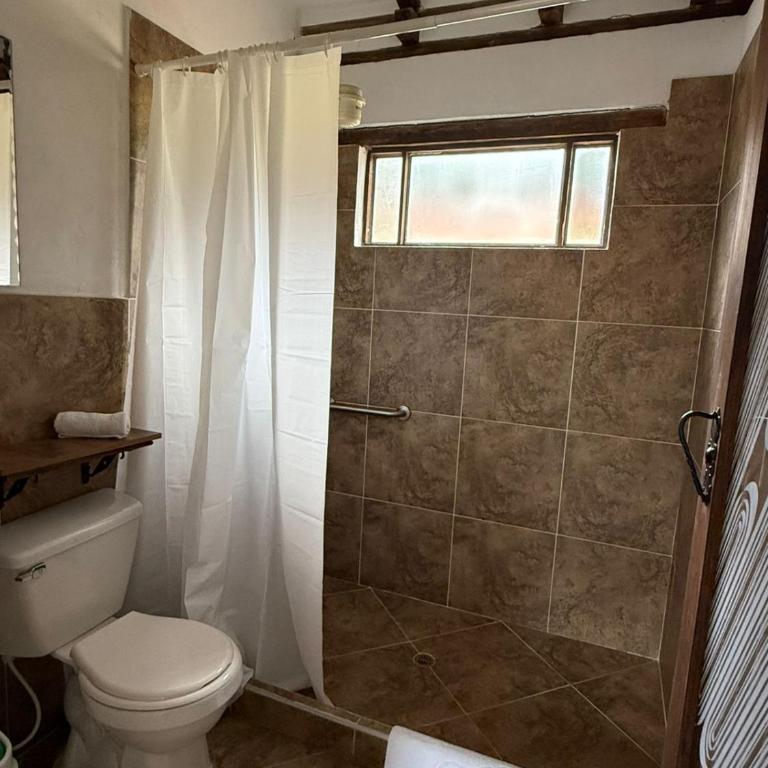 Hotel Montelux - Standard Family Room - 4