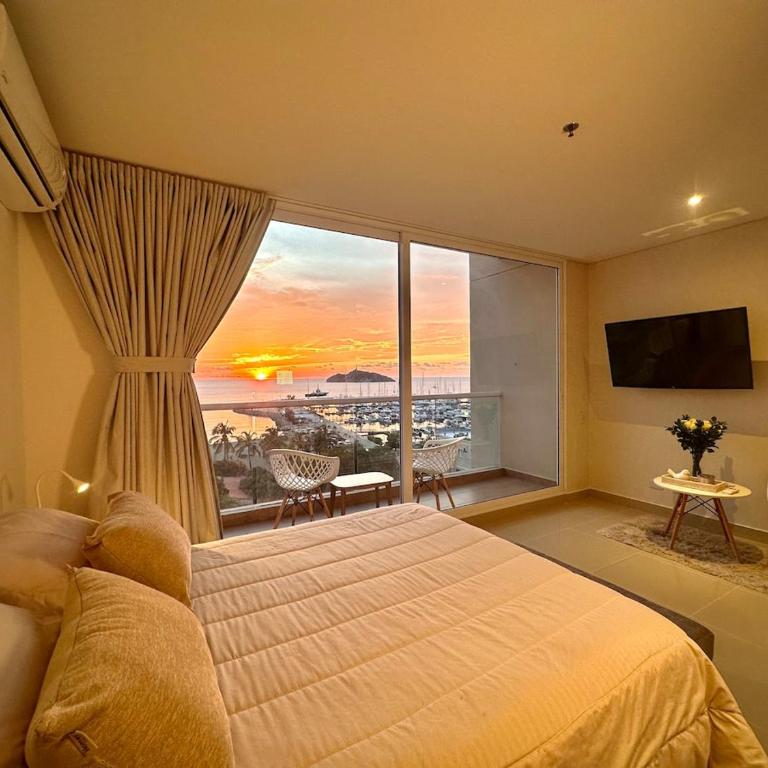 Studio with Marina View - One-Bedroom Apartment - 1