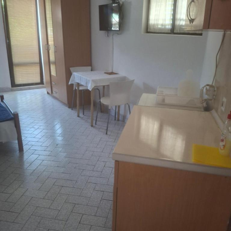 Hepi Budva - One-Bedroom Apartment - 5