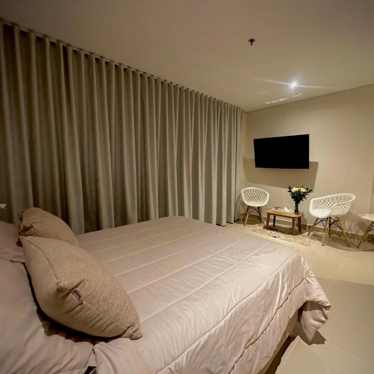 Studio with Marina View - One-Bedroom Apartment - 3
