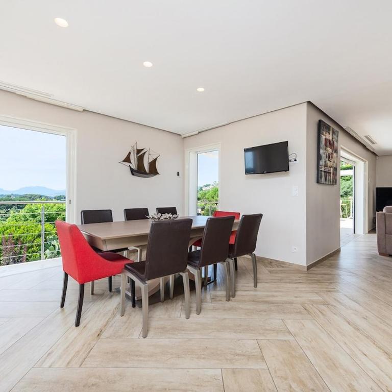 Victory - Villa d 'Architecte Panorama - LeBooker - Villa 3 Chambres - 32