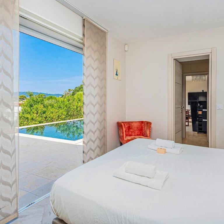 Victory - Villa d 'Architecte Panorama - LeBooker - Villa 3 Chambres - 35