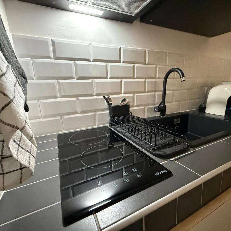 ROMA quartiere san giovanni nest love a 1500 mt dal colosseo - Casa con 1 Camera da Letto - 87