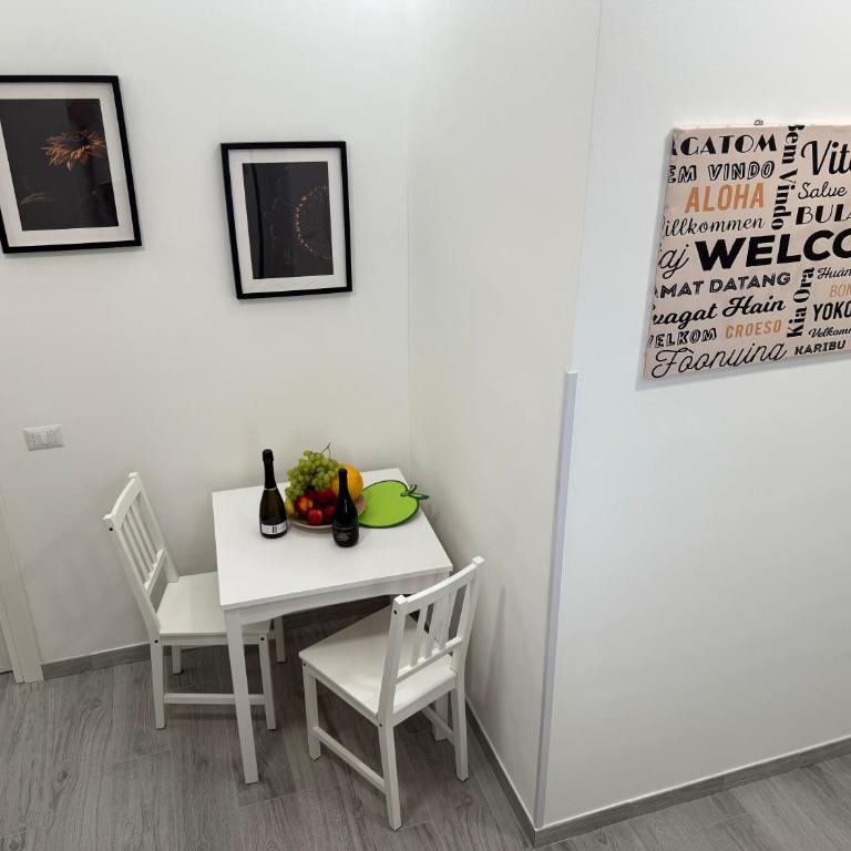 ROMA quartiere san giovanni nest love a 1500 mt dal colosseo - Casa con 1 Camera da Letto - 94