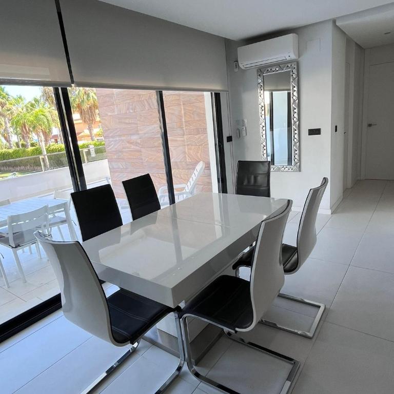 Amazing pool view apartment BIOKO - Apartamento de 1 dormitorio - 9