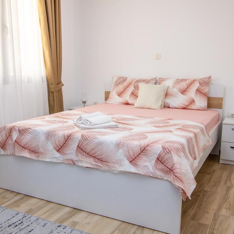 Apartmani Tajra Veliki Pijesak - One-Bedroom Apartment with Terrace - 4