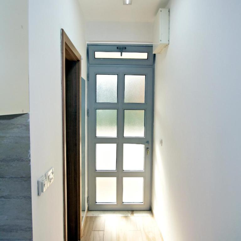 Apartmani Tajra Veliki Pijesak - Studio with Terrace - 7