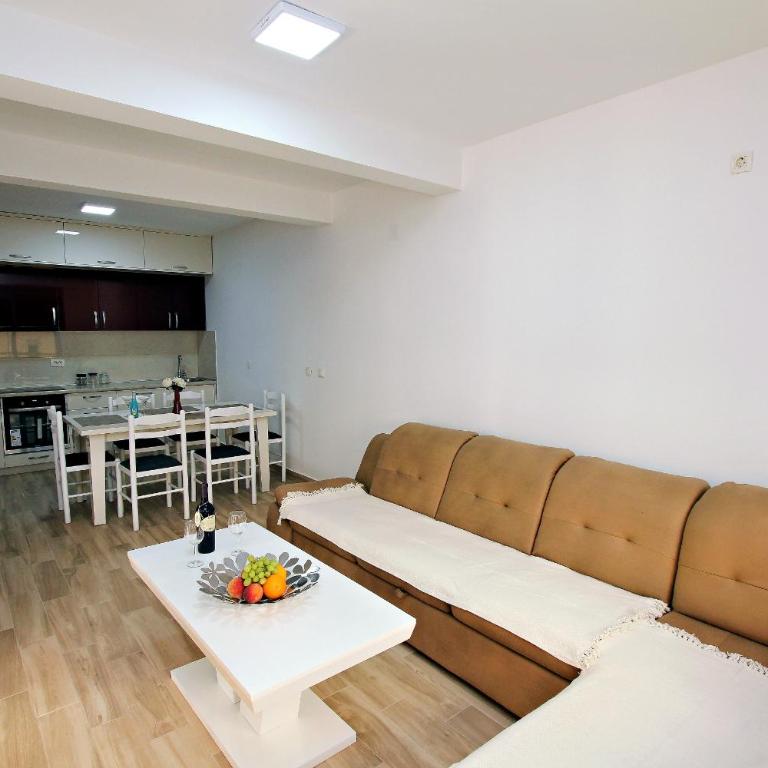 Apartmani Tajra Veliki Pijesak - One-Bedroom Apartment with Terrace - 24