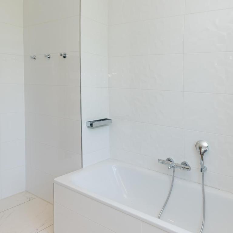 La Porte des Alpes chambres d'hôtes - Chambre Double Deluxe avec Baignoire - 28