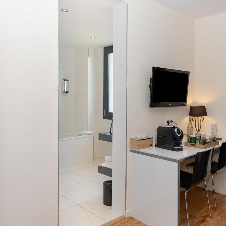 La Porte des Alpes chambres d'hôtes - Chambre Double Deluxe avec Baignoire - 16