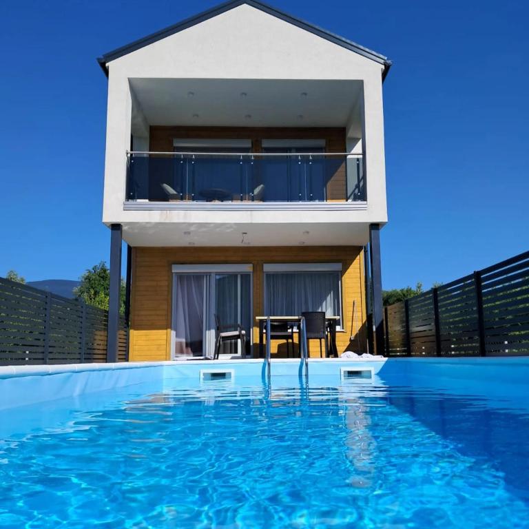 Villa Alisa - Two-Bedroom Villa - 10