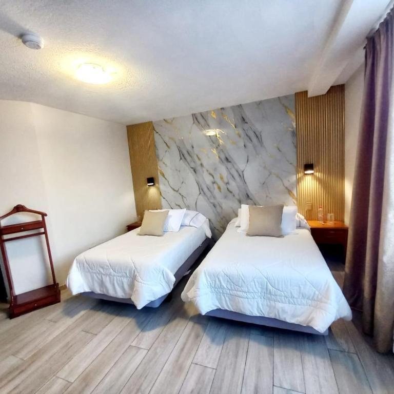 Royal Ruiz - Twin Room - 2