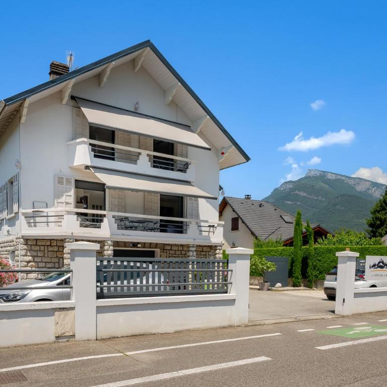 La Porte des Alpes chambres d'hôtes - Chambre Double Deluxe avec Baignoire - 10