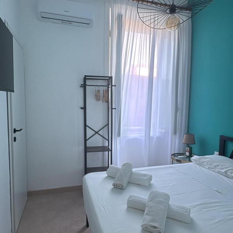 B&B Napoli Tonic - Camera Matrimoniale Budget - 7