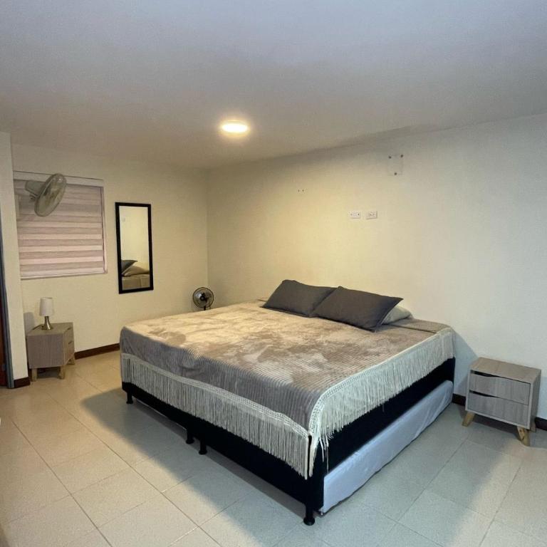 Apartaestudio laureles 301 - Apartamento de 1 dormitorio - 19