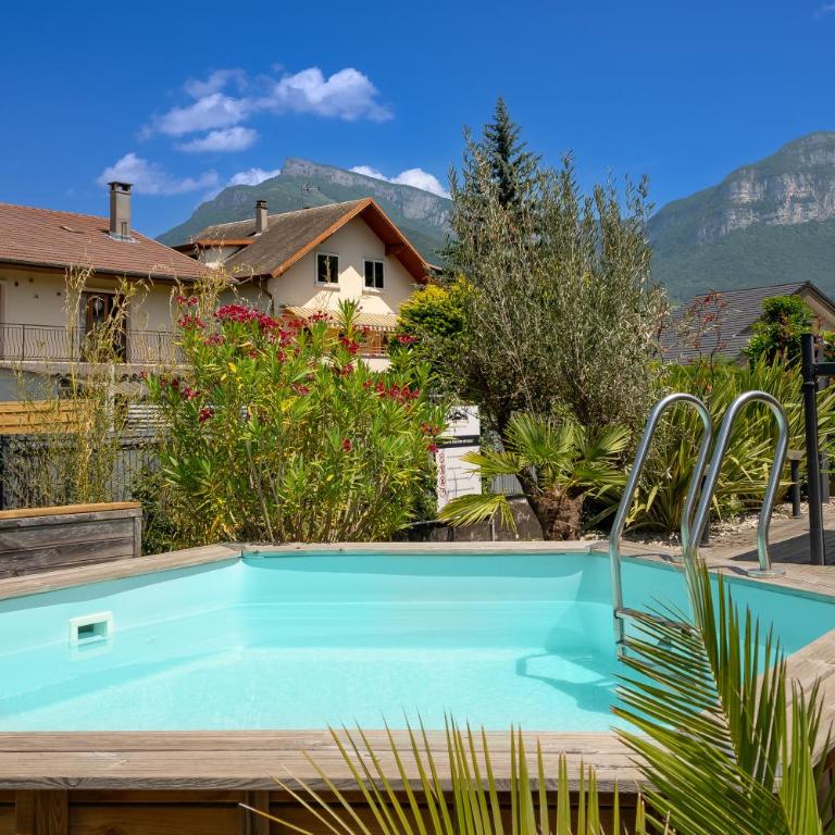 La Porte des Alpes chambres d'hôtes - Chambre Double Deluxe avec Baignoire - 4
