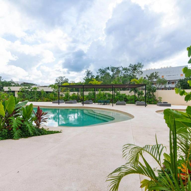 Stylish Loft with Pool Access - Apartamento - 20