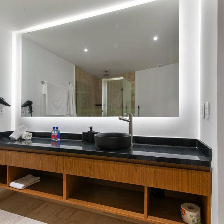 Stylish Loft with Pool Access - Apartamento - 39