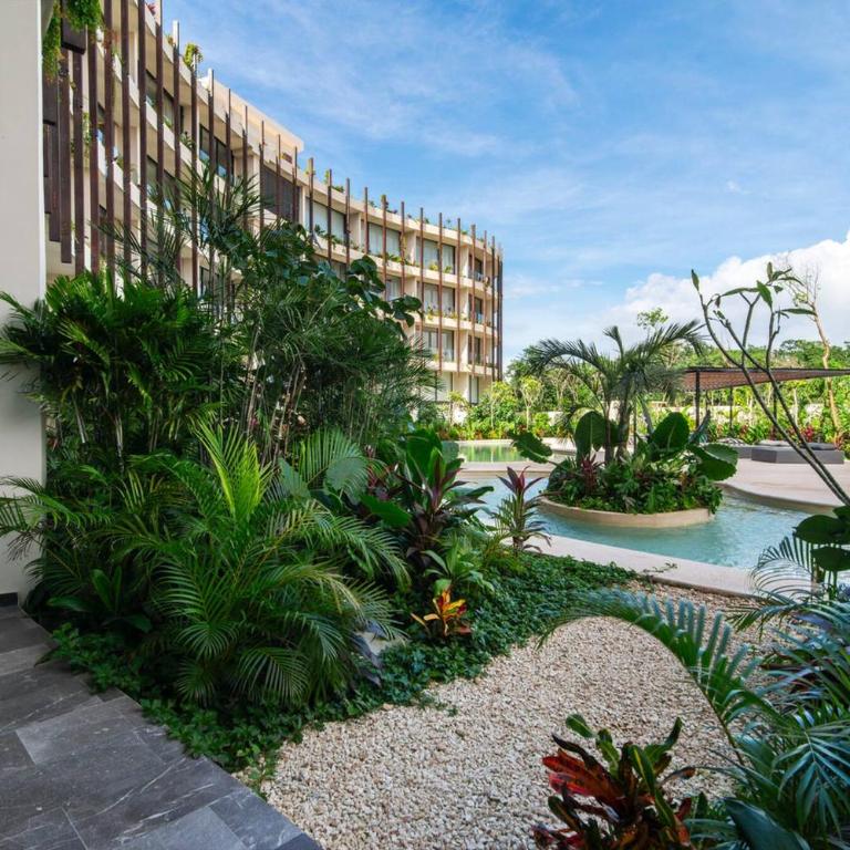 Stylish Loft with Pool Access - Apartamento - 45