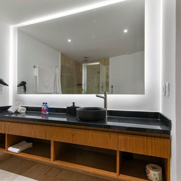 Stylish Loft with Pool Access - Apartamento - 51