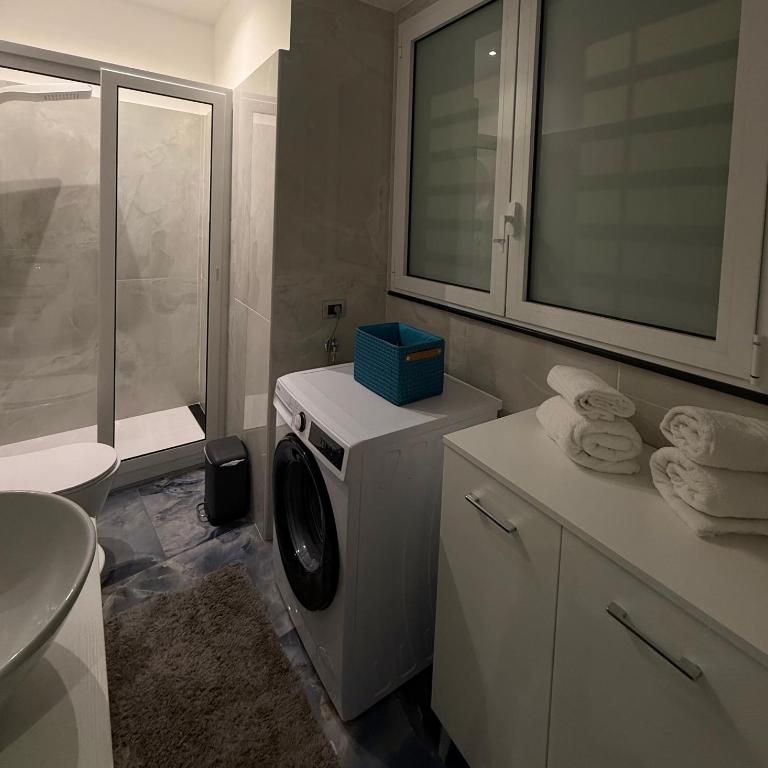 Naomi Luxury Home 2 - One-Bedroom Apartment - 14