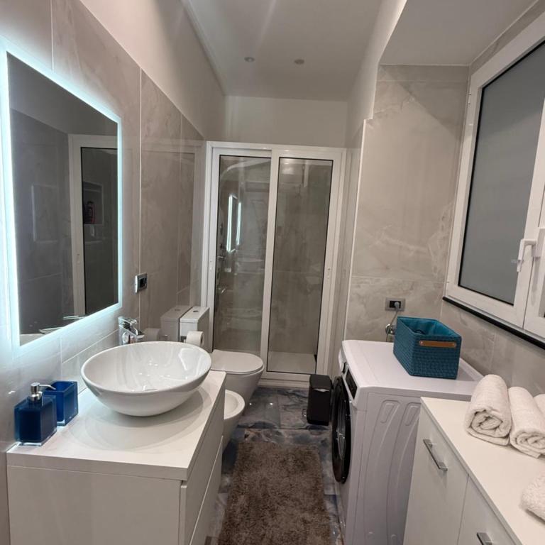 Naomi Luxury Home 2 - One-Bedroom Apartment - 13