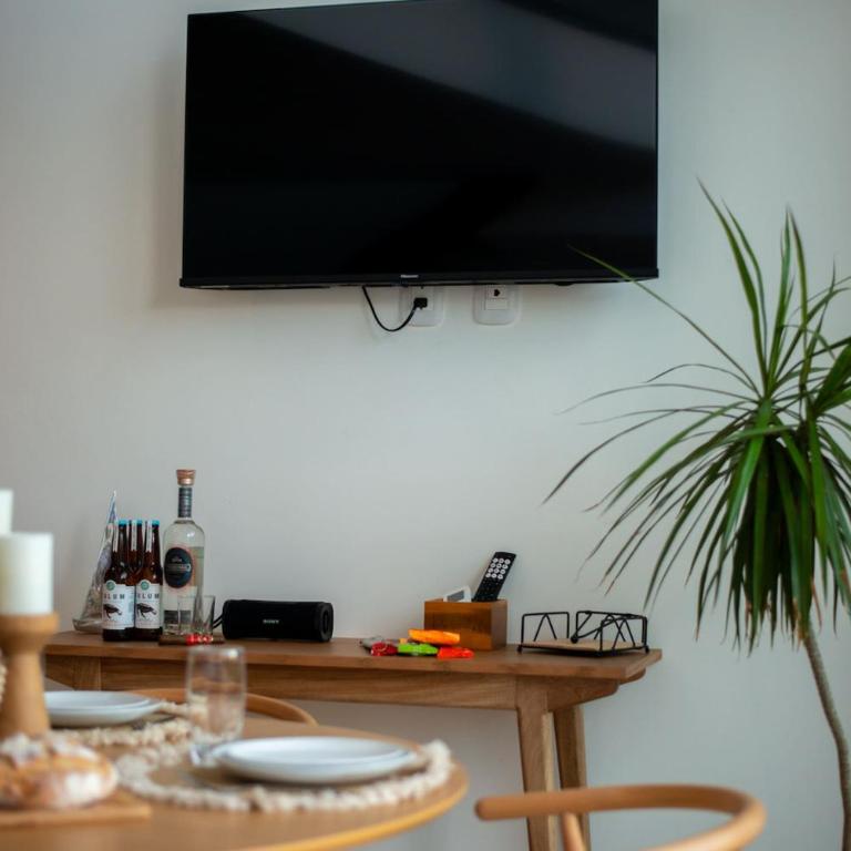 Stylish Loft with Pool Access - Apartamento - 63