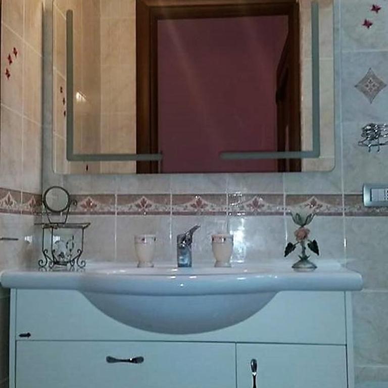 Bed&Breakfast La Cornucopia - Camera Quadrupla con Bagno Privato - 7
