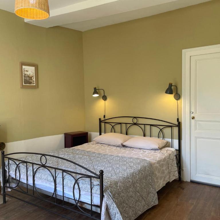 Maison de Famille avec Jardin - Coeur du village - Zoo de Beauval - Stadthaus mit 2 Schlafzimmern - 2