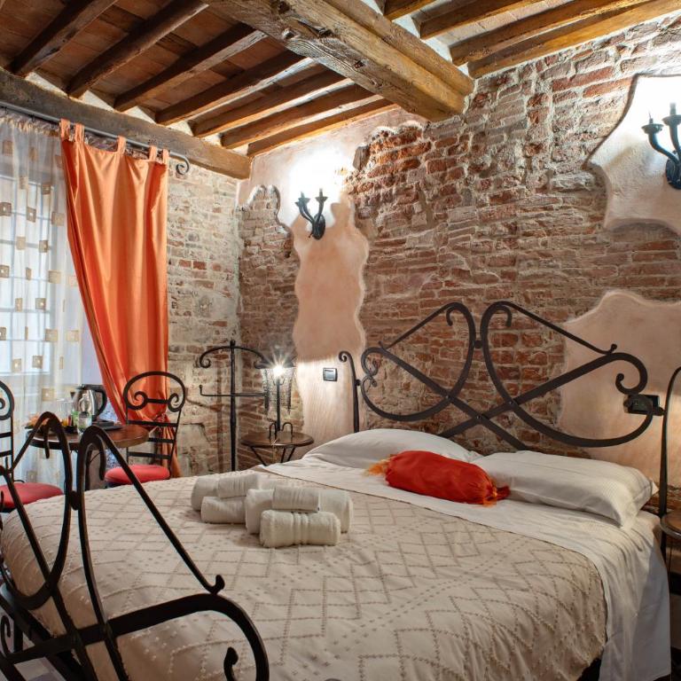 Antica Corte dei Principi Charming Rooms - Camera Matrimoniale - 8