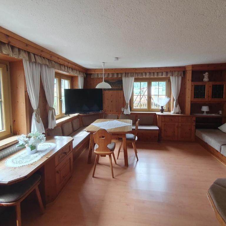 Ferienhaus Gerold Grießer - Apartment mit 3 Schlafzimmern und Bergblick - 24