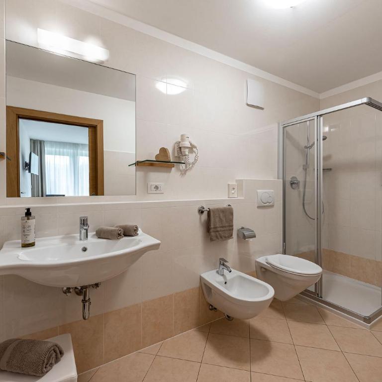 Tirolerhof - panoramic apartments - Apartamento de 2 dormitorios con vistas al jardín - 14