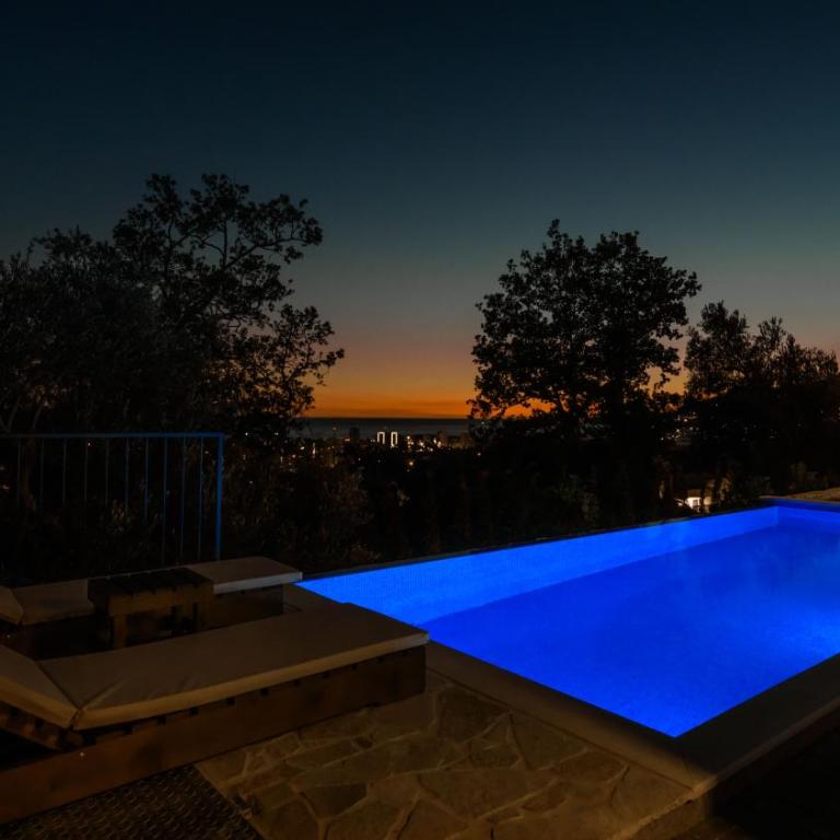 Villa Amara -Luxury Private Pool & Hot Tub - Vila sa 3 Spavaće Sobe - 17