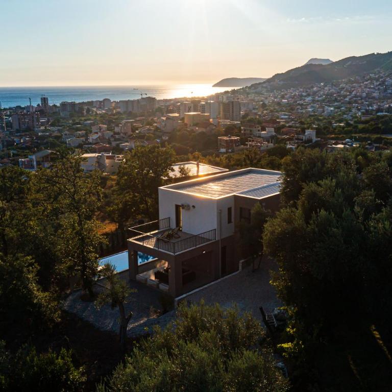 Villa Amara -Luxury Villa with Private Pool & Hot Tub - Three-Bedroom Villa - 15