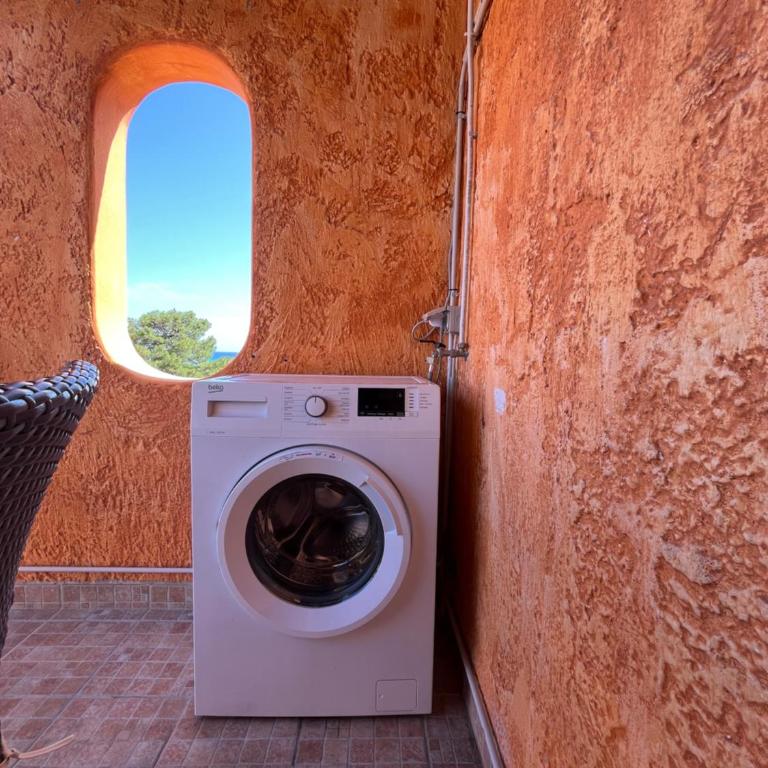 APPARTAMENTI BIANCANEVE by VILLA AUREA CAV - Appartamento con 2 Camere da Letto, Balcone e Vista mare - 16