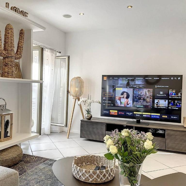 TRA3 - Centre ville Cannes, 3 pièces rénové - Apartamento de 2 dormitorios - 5