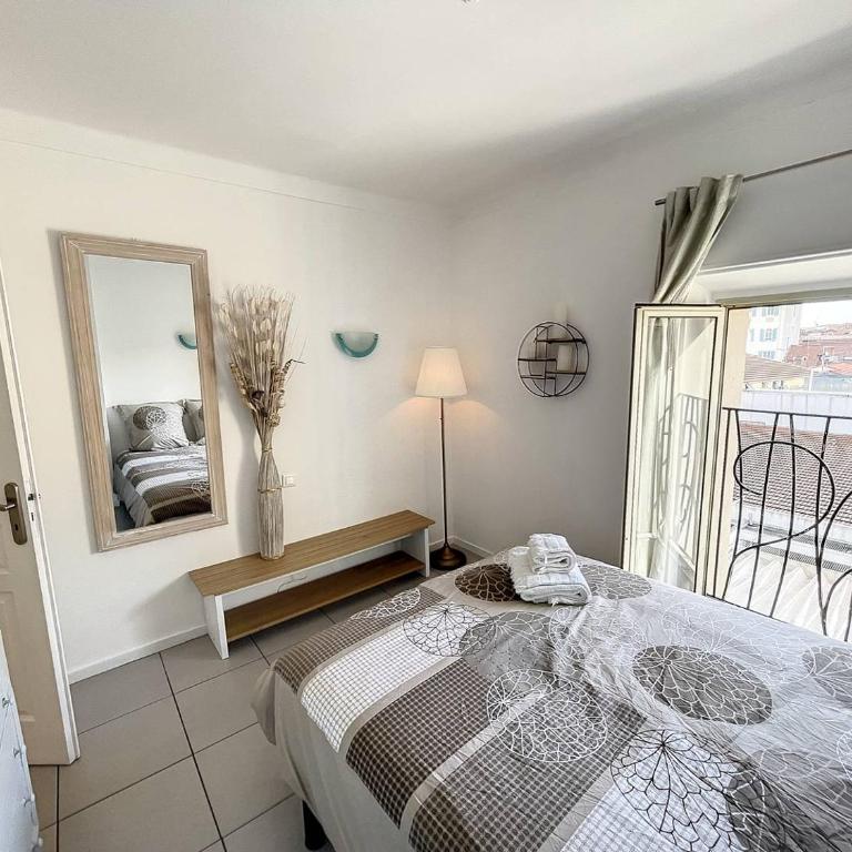TRA3 - Centre ville Cannes, 3 pièces rénové - Apartamento de 2 dormitorios - 14