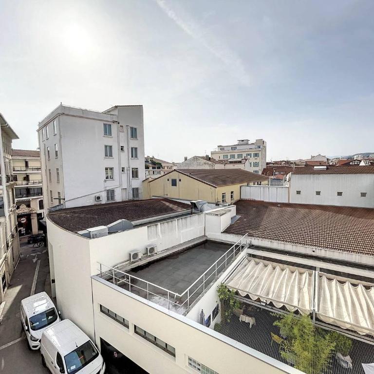 TRA3 - Centre ville Cannes, 3 pièces rénové - Apartamento de 2 dormitorios - 15