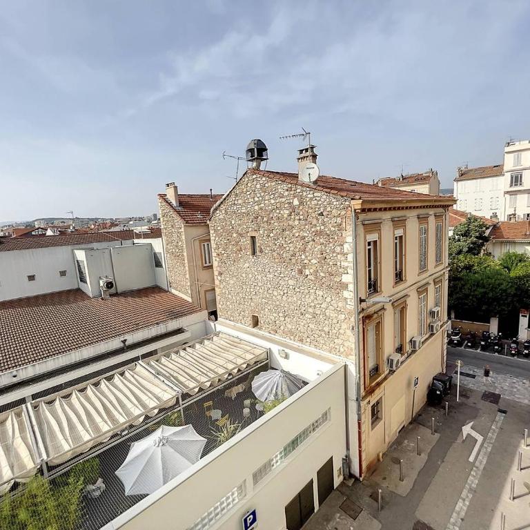 TRA3 - Centre ville Cannes, 3 pièces rénové - Apartamento de 2 dormitorios - 16