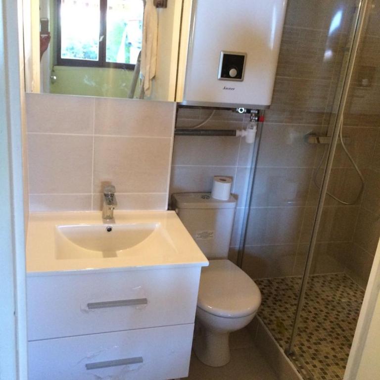 Jardin vue mer et parking privé numéroté - One-Bedroom Apartment - 15