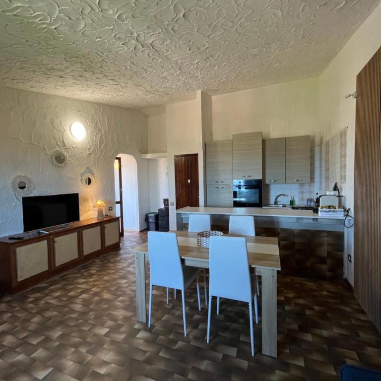 APPARTAMENTI BIANCANEVE by VILLA AUREA CAV - Appartamento con 2 Camere da Letto, Balcone e Vista mare - 9
