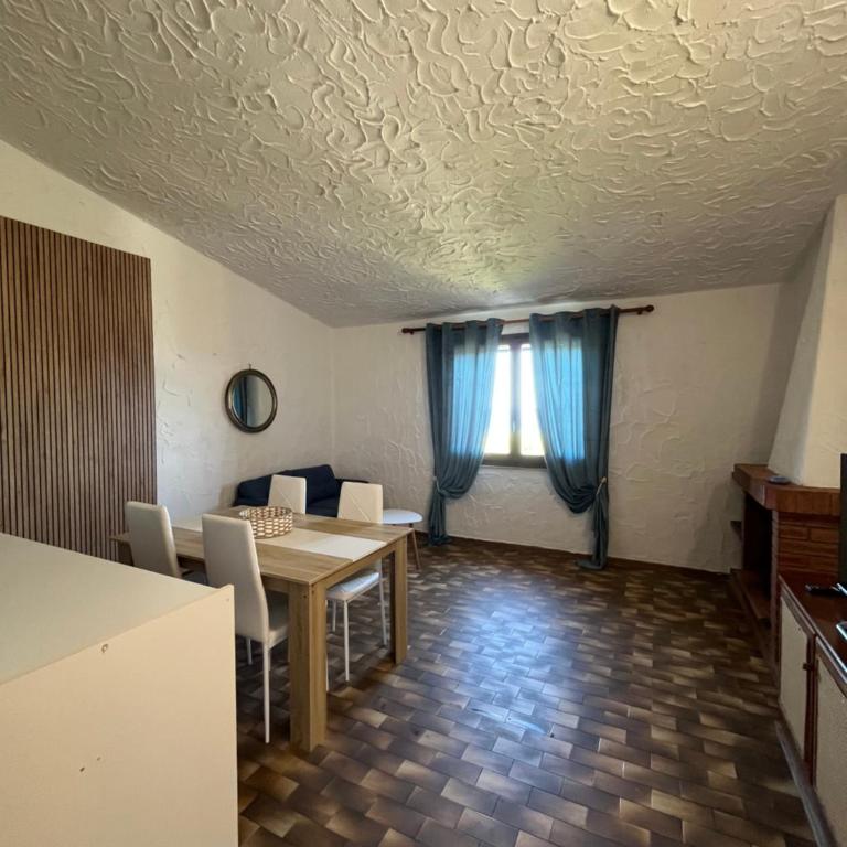 APPARTAMENTI BIANCANEVE by VILLA AUREA CAV - Appartamento con 2 Camere da Letto, Balcone e Vista mare - 6