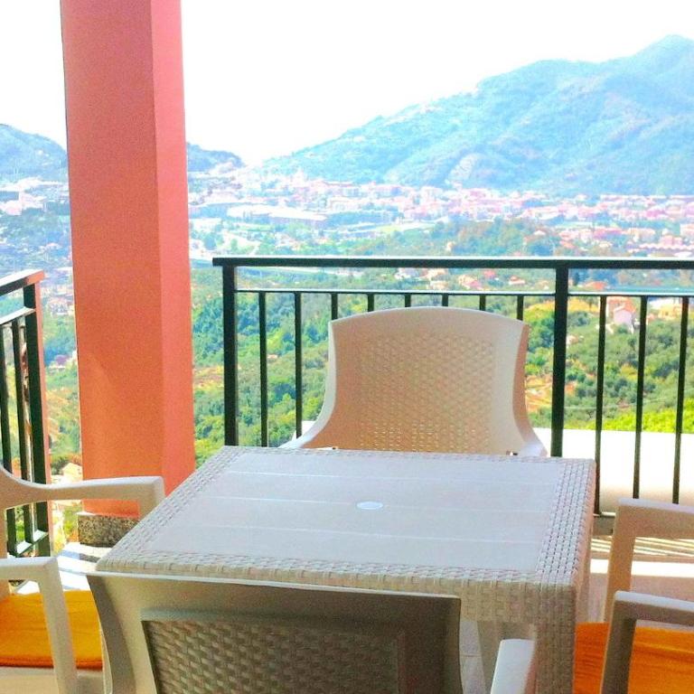 Villa Mari - Collina Sestri Levante Splendida vista - Casa con 2 Camere da Letto - 2