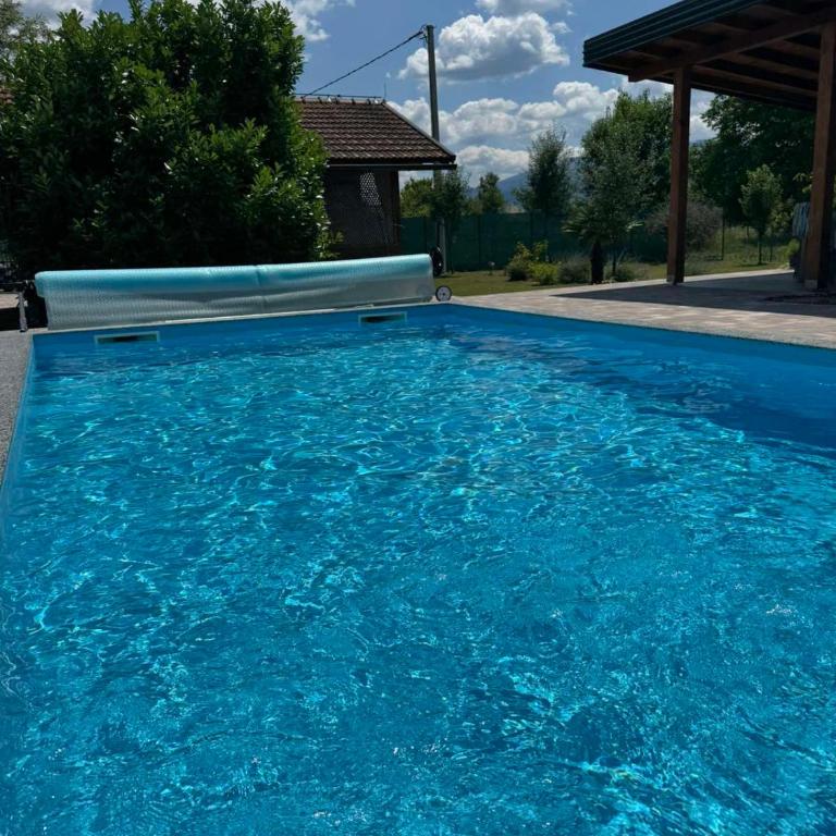 Crystal pool - One-Bedroom House - 27