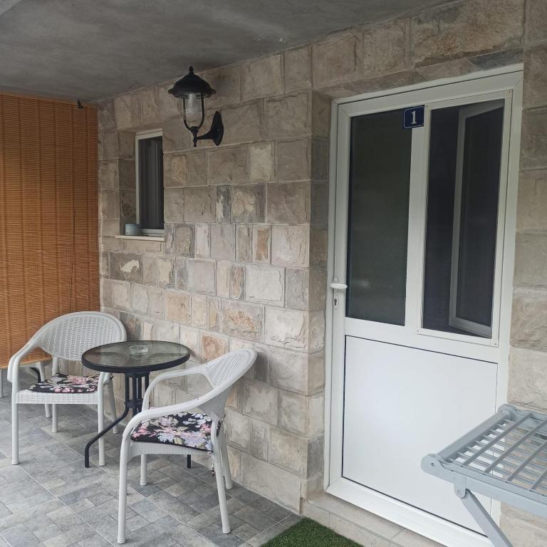 Apartman Tristan - Double Room - 9