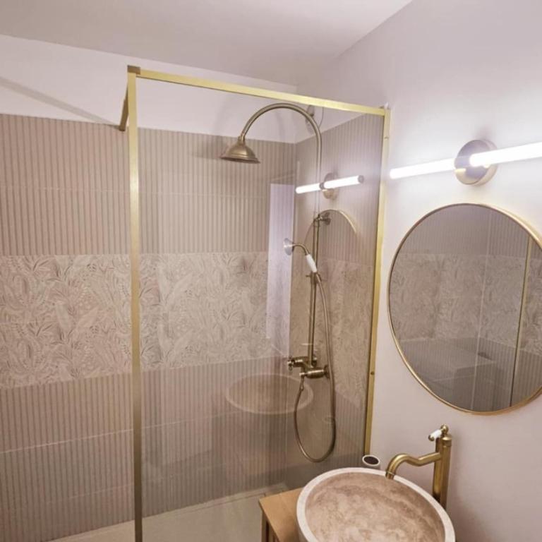 Le Cocon de la Bizontine - Appartement 1 Chambre avec Balcon - 12