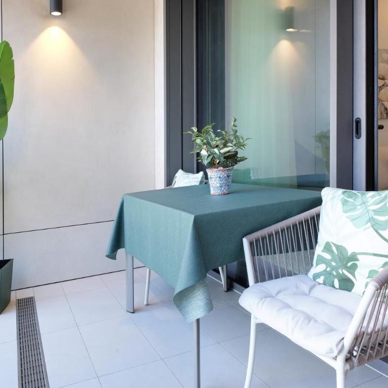 New Luxury Dorcol Downtown Apartment - Two-Bedroom Apartment - 14