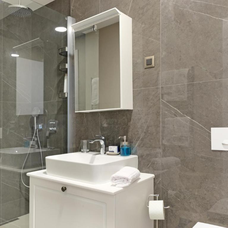 New Luxury Dorcol Downtown Apartment - Two-Bedroom Apartment - 32