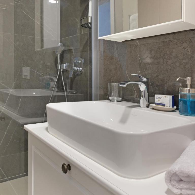 New Luxury Dorcol Downtown Apartment - Two-Bedroom Apartment - 36