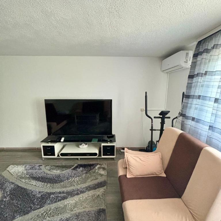 Apartman UnaTesnim - Three-Bedroom Apartment - 9